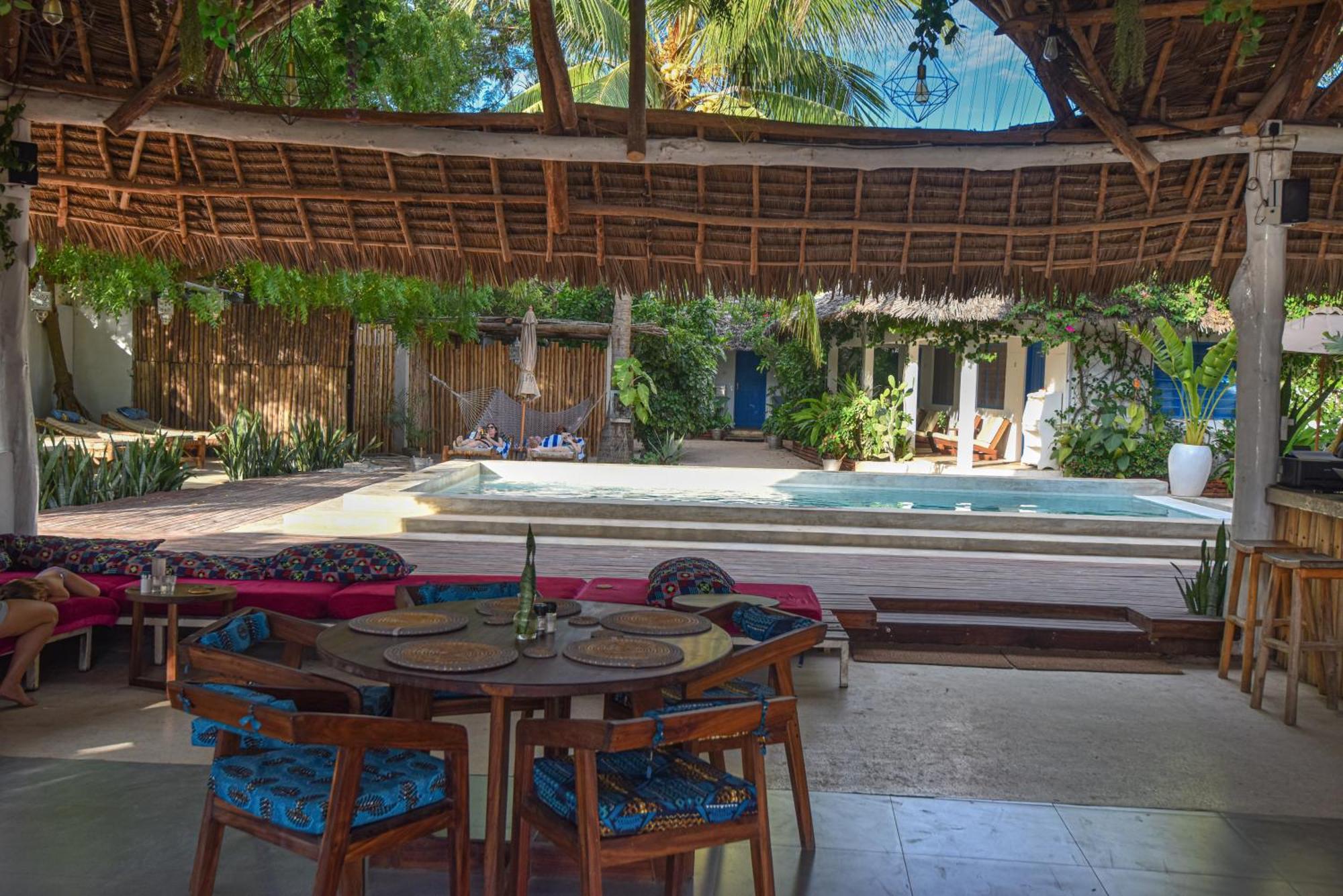 Badolina Bungalows Nungwi Esterno foto