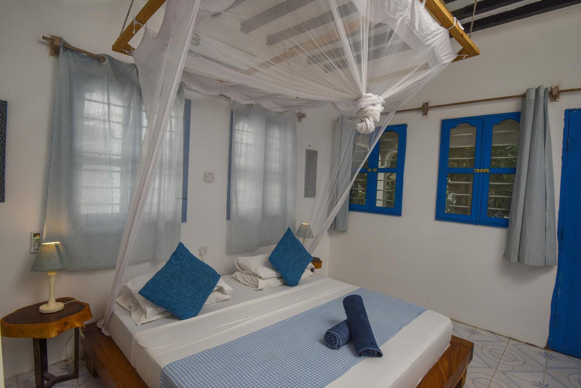 Badolina Bungalows Nungwi Esterno foto